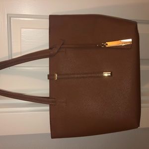 Vince Camuto